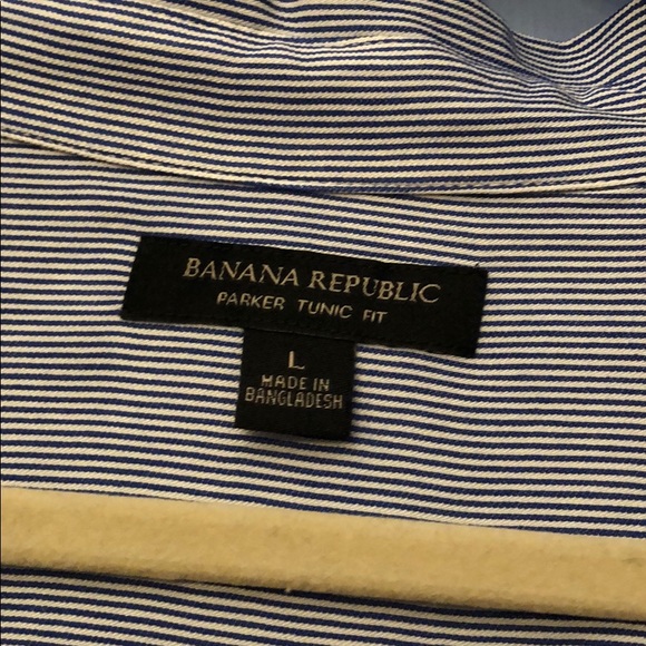 Banana Republic Button Down - Picture 3 of 6